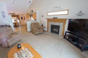 5489 Boucher Dr, Orient, OH 43146 photo 2