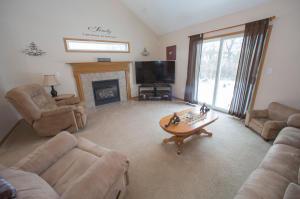 5489 Boucher Dr, Orient, OH 43146 photo 3