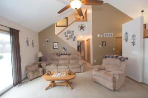 5489 Boucher Dr, Orient, OH 43146 photo 4