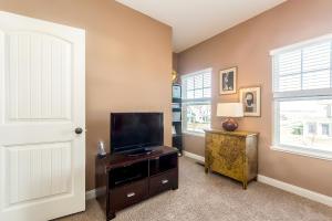 560 Lamplight Dr, Delaware, OH 43015 photo 21