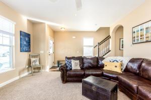 560 Lamplight Dr, Delaware, OH 43015 photo 4