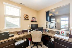 560 Lamplight Dr, Delaware, OH 43015 photo 11