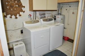 705 Lakeshore Dr E, Hebron, OH 43025 photo 21