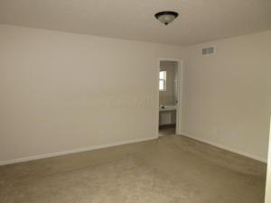1001 Vanwert Loop, Blacklick, OH 43004 photo 6