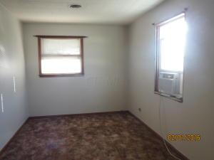 218 Walnut St, Circleville, OH 43113 photo 11