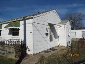 218 Walnut St, Circleville, OH 43113 photo 2