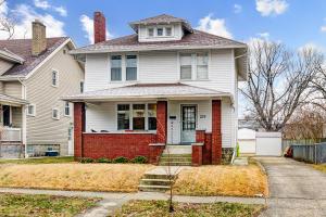 273 E Kelso Rd, Columbus, OH 43202 photo 2