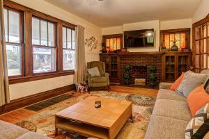273 E Kelso Rd, Columbus, OH 43202 photo 4