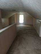 598 E Como Ave, Columbus, OH 43202 photo 9