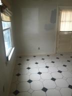 598 E Como Ave, Columbus, OH 43202 photo 3