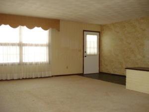 4863 Temple St, Springfield, OH 45502 photo 2