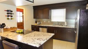 196 E Beaumont Rd, Columbus, OH 43214 photo 11