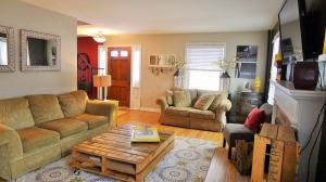 196 E Beaumont Rd, Columbus, OH 43214 photo 4