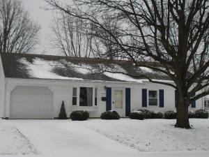 1630 Marinette Dr, Springfield, OH 45503 photo 1