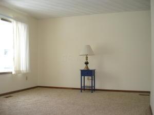 1630 Marinette Dr, Springfield, OH 45503 photo 2