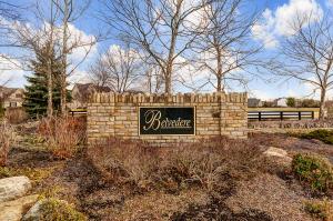8124 Summerhouse Dr E, Dublin, OH 43016 photo 3
