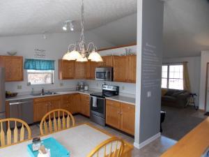 854 Wallace Dr, Delaware, OH 43015 photo 5