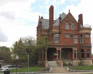 731 E Broad St, Columbus, OH 43205 photo 1