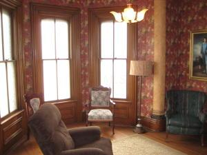 135 E High St, Circleville, OH 43113 photo 30