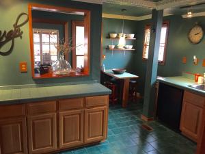 135 E High St, Circleville, OH 43113 photo 7