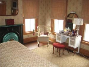 135 E High St, Circleville, OH 43113 photo 47