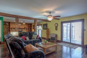 502 Northfield Dr, Circleville, OH 43113 photo 4