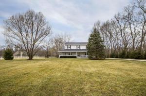 948 Pollock Rd, Delaware, OH 43015 photo 1