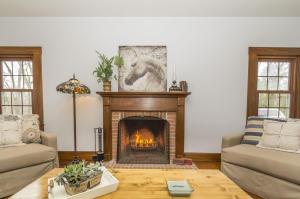 948 Pollock Rd, Delaware, OH 43015 photo 8