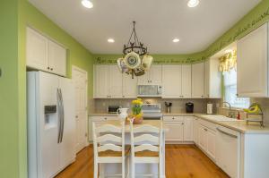 7755 Wareham Dr, Dublin, OH 43016 photo 10