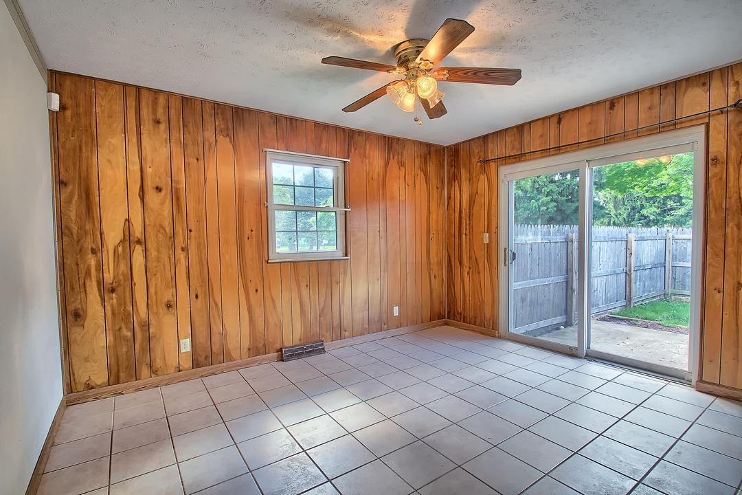 135 Marshall Rd, Circleville, OH 43113 photo 16