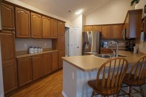 7332 Falls View Cir, Delaware, OH 43015 photo 3