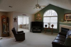 7332 Falls View Cir, Delaware, OH 43015 photo 6