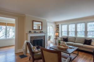 2188 Bryden Rd, Bexley, OH 43209 photo 5
