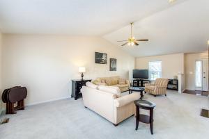 280 Stonemast Loop, Pataskala, OH 43062 photo 5