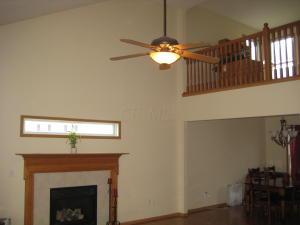 1195 Streamview Dr, Blacklick, OH 43004 photo 4