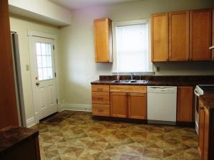 368 E William St, Delaware, OH 43015 photo 9
