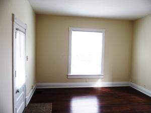 368 E William St, Delaware, OH 43015 photo 4