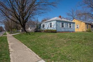 191 Lowell Rd, Columbus, OH 43209 photo 2