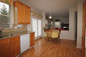 7489 Maynooth Dr, Dublin, OH 43017 photo 12