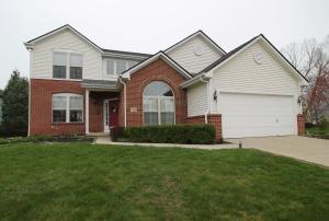 7489 Maynooth Dr, Dublin, OH 43017 photo 2