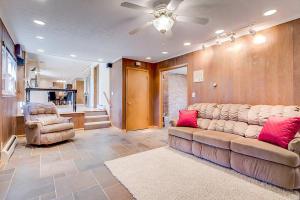 3987 Riverview Dr, Columbus, OH 43221 photo 9