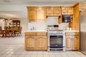 3987 Riverview Dr, Columbus, OH 43221 photo 12