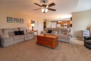 5855 Stevens Dr, Orient, OH 43146 photo 12