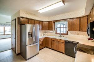 1637 Fox Ridge Dr, Springfield, OH 45503 photo 10