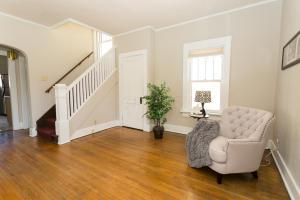 248 E Kelso Rd, Columbus, OH 43202 photo 5