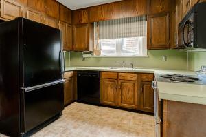 336 E Torrence Rd, Columbus, OH 43214 photo 9