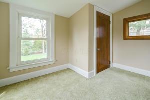 336 E Torrence Rd, Columbus, OH 43214 photo 15