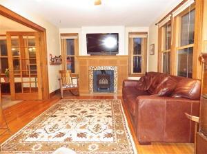 293 E Kelso Rd, Columbus, OH 43202 photo 4