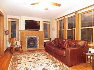 293 E Kelso Rd, Columbus, OH 43202 photo 5
