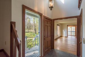 6800 Harriott Rd, Powell, OH 43065 photo 3